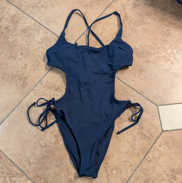 Other - Berlook NWT Navy X Cross One-Piece Swimsuit Small